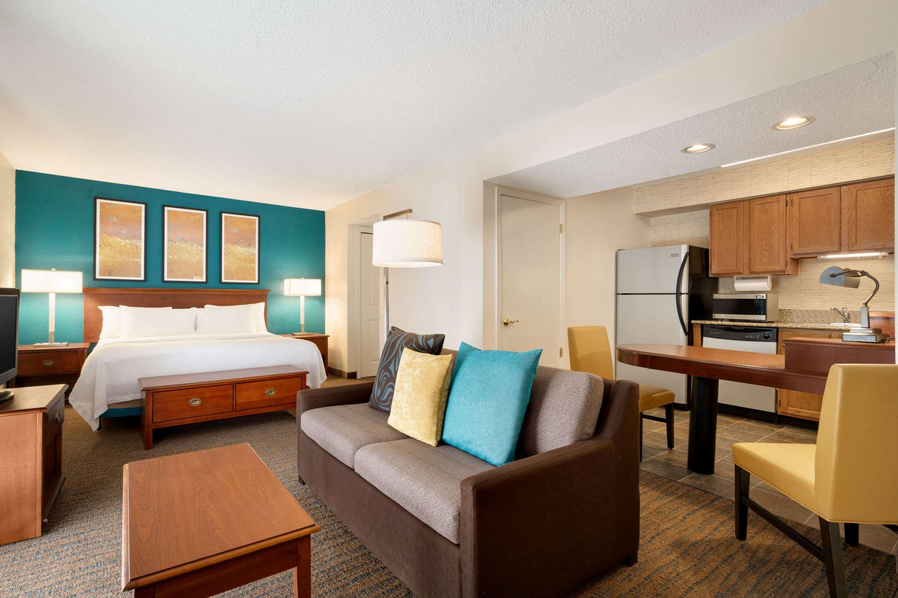 Hawthorn Suites By Wyndham Tinton Falls Exterior photo