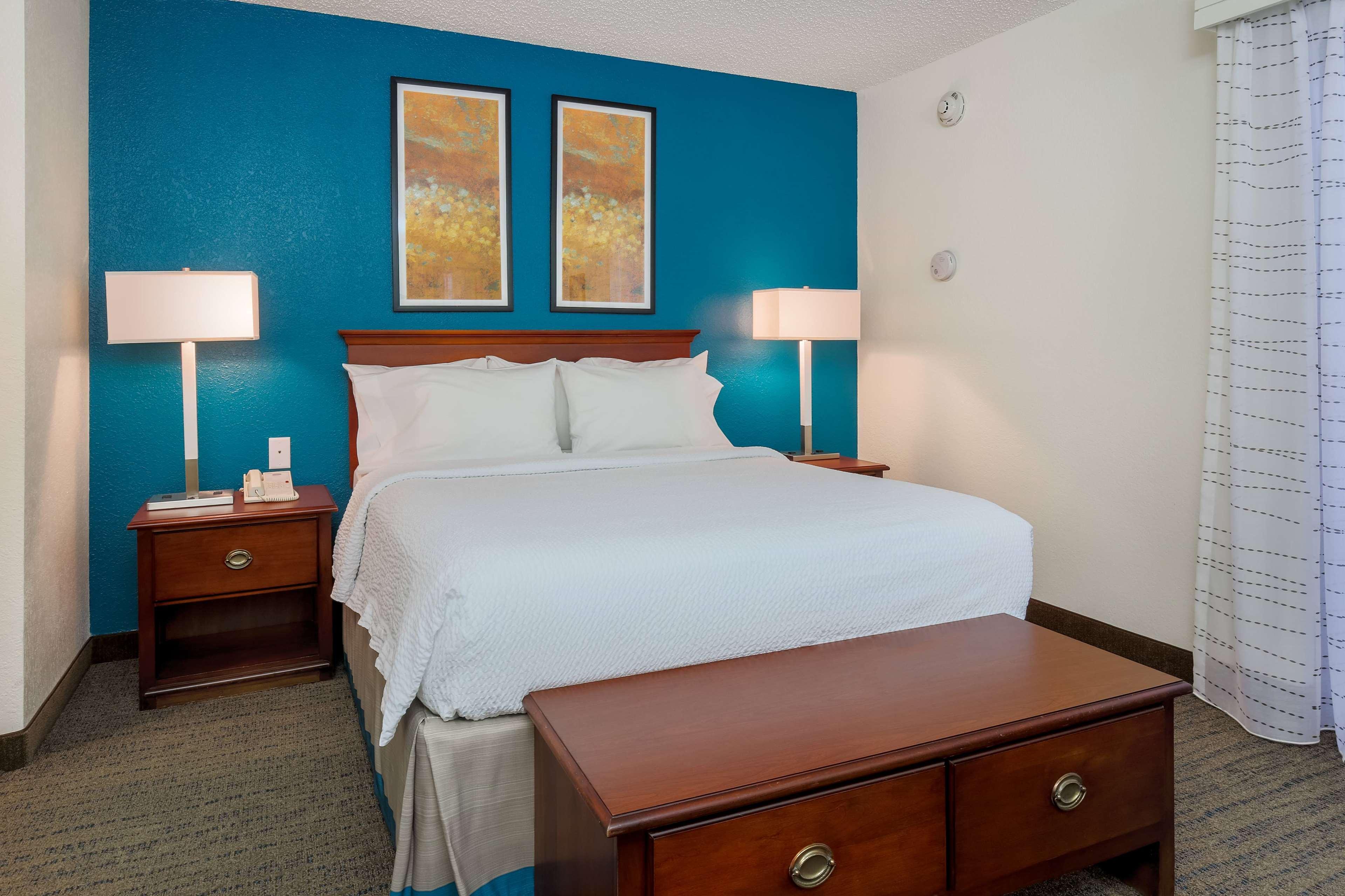 Hawthorn Suites By Wyndham Tinton Falls Exterior photo